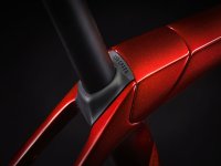 Trek Domane SLR 6 AXS 60 Metallic Red Smoke to Red Carb